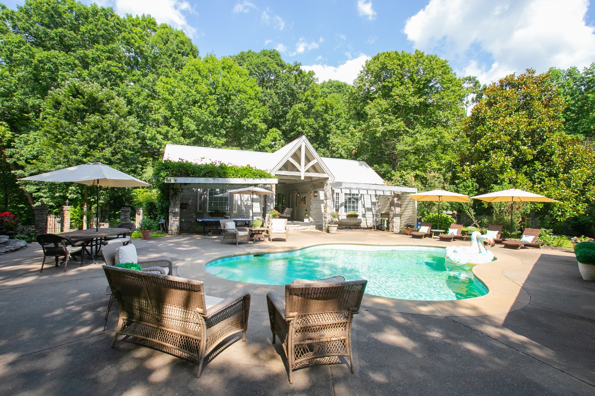 1105 Mount Pleasant Rd