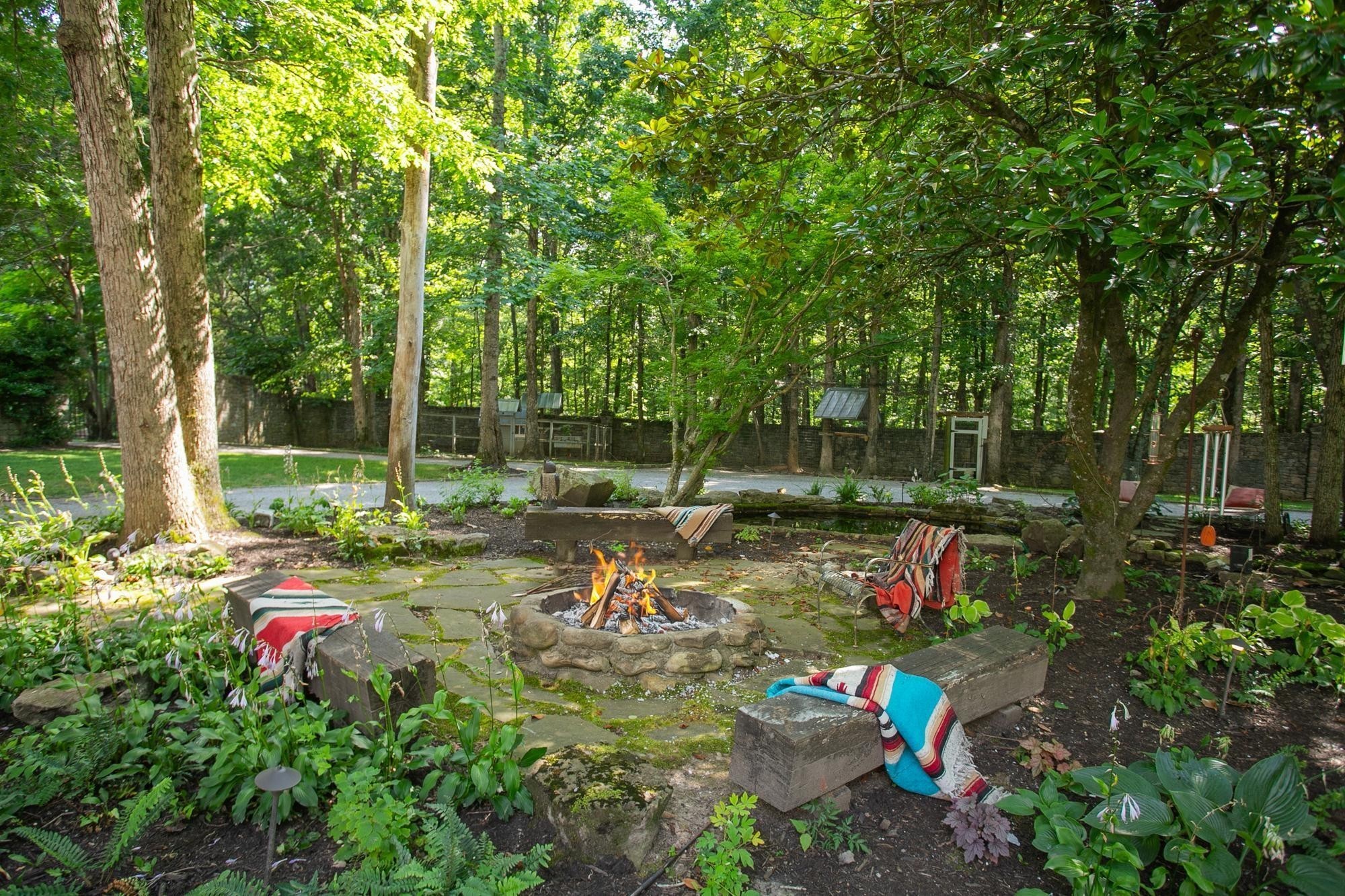 1105 Mount Pleasant Rd