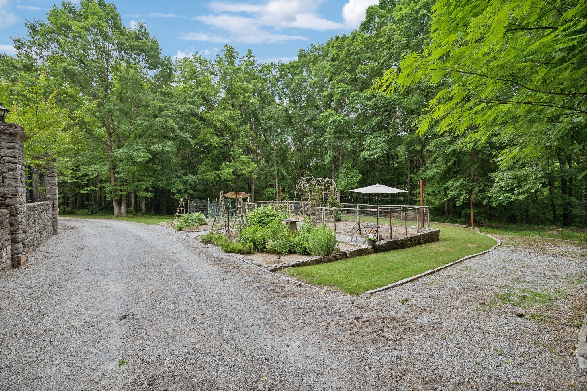 1105 Mount Pleasant Rd