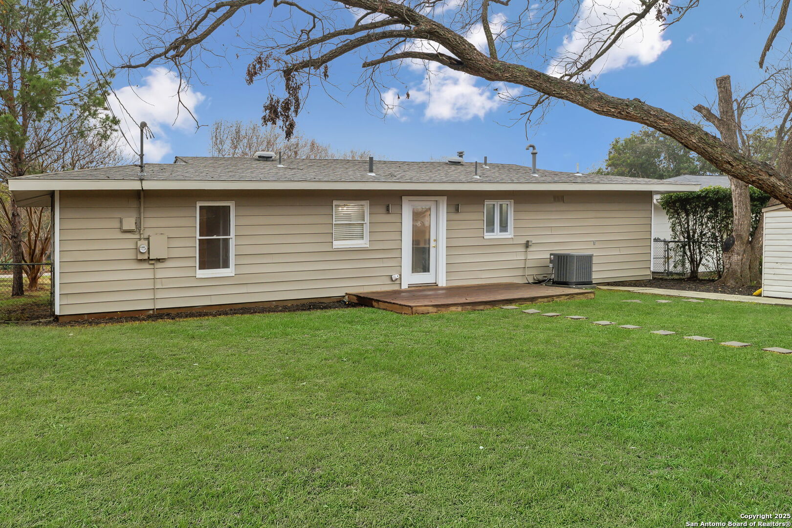 307 Ridgehaven Pl