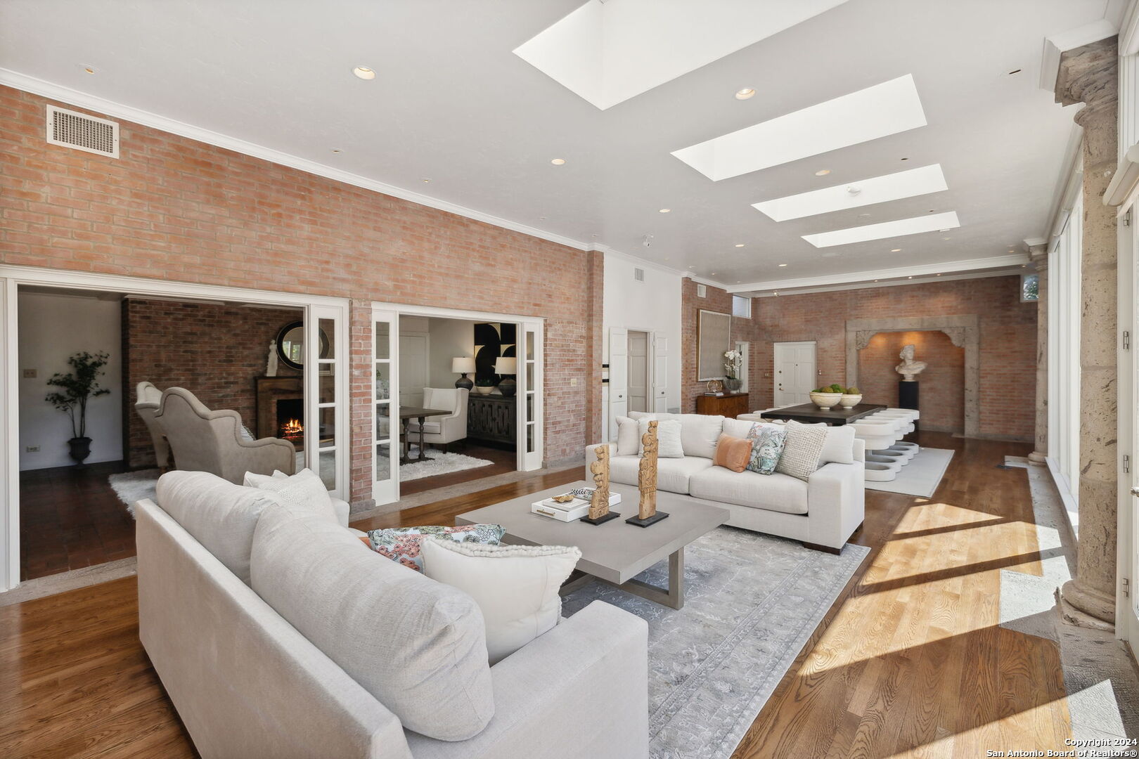 640 Ivy Lane