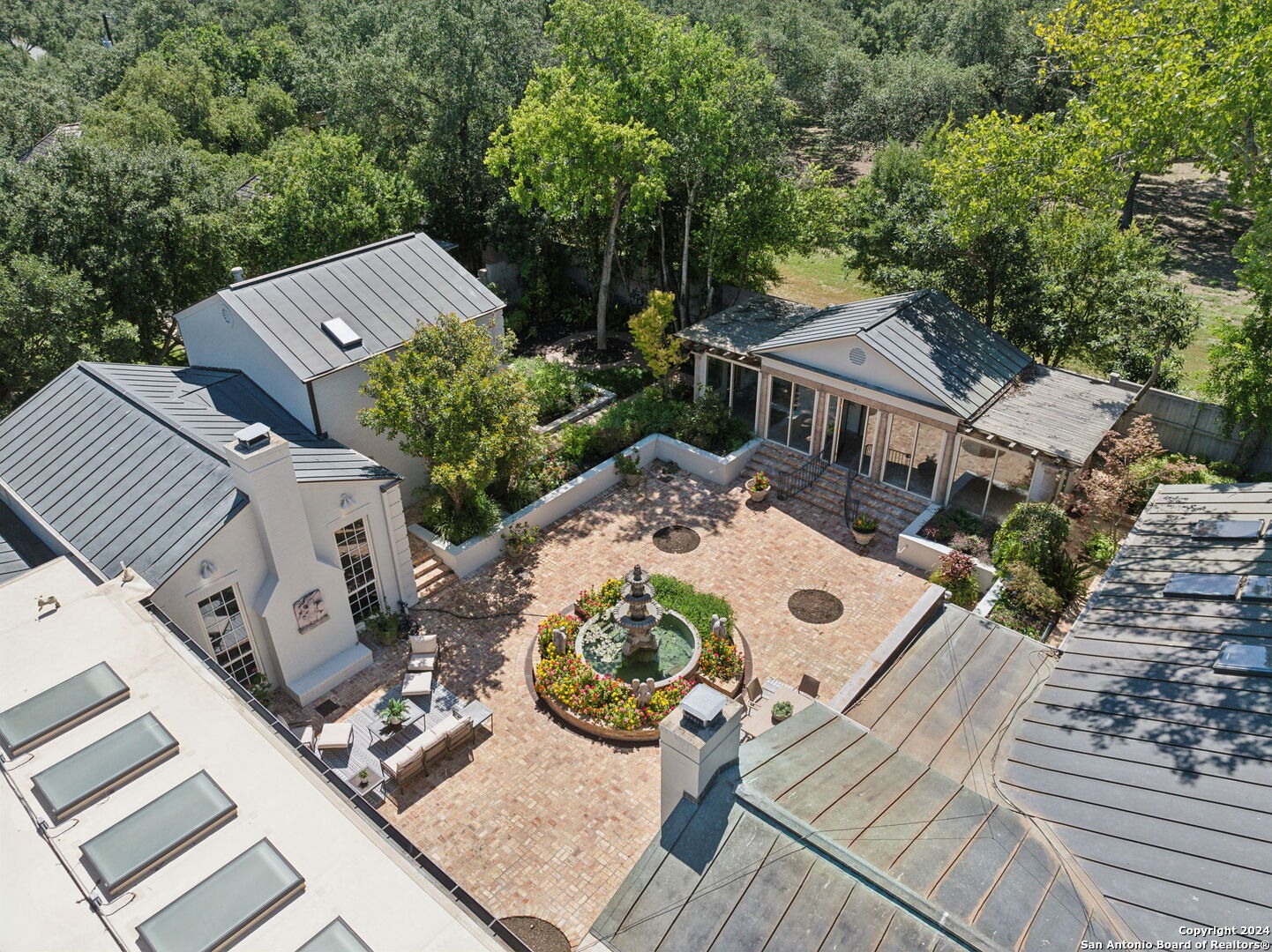 640 Ivy Lane