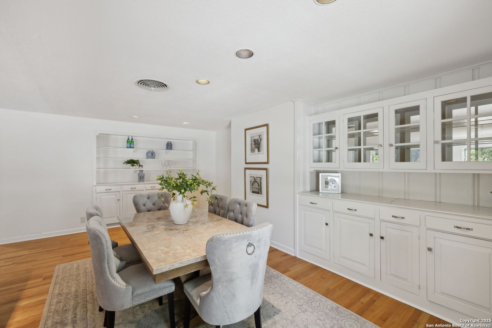 106 Five Oaks