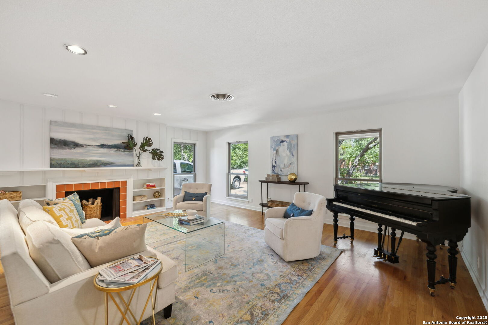 106 Five Oaks