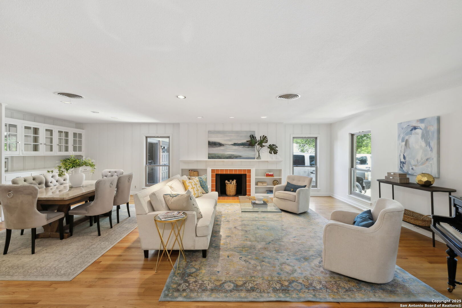 106 Five Oaks