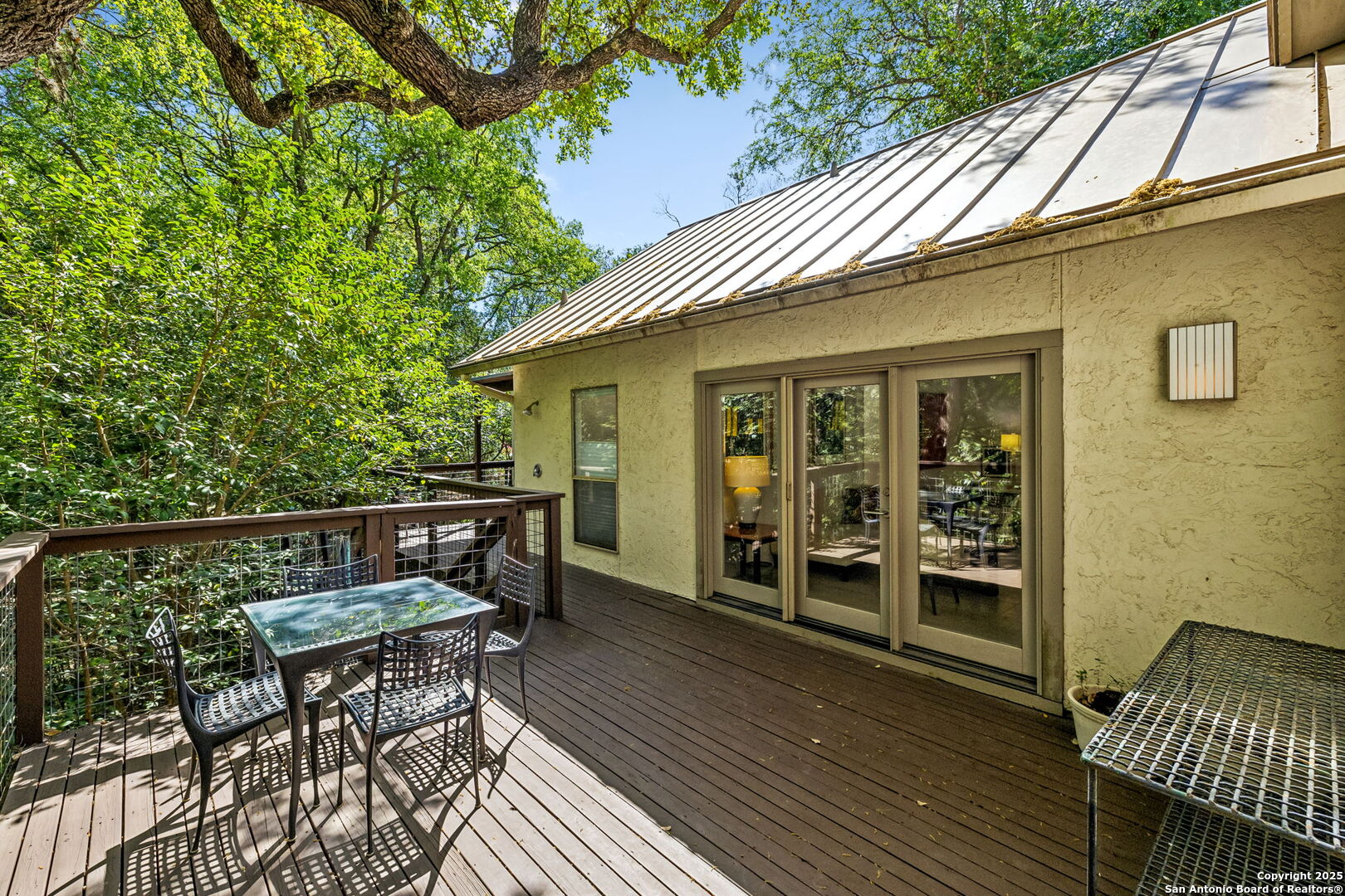40 Oakwell Farms Pkwy