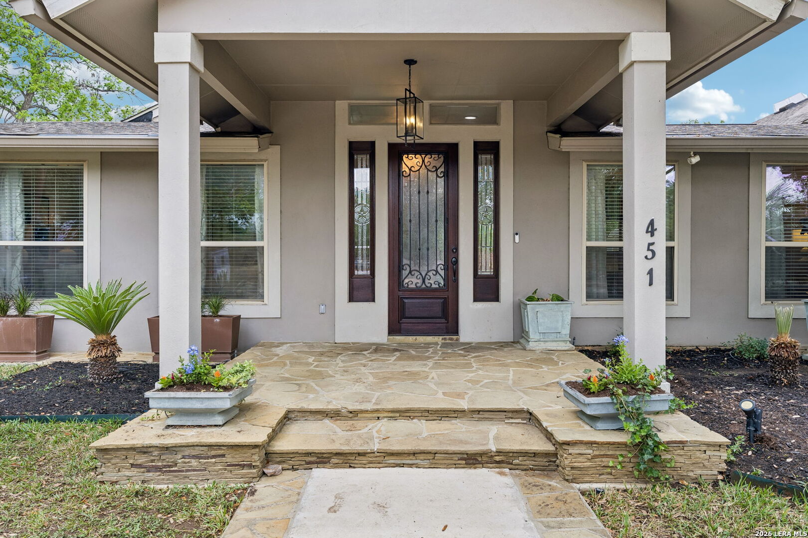 451 Laramie Dr