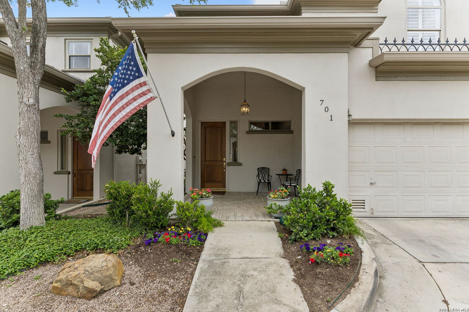 8127 N New Braunfels 701