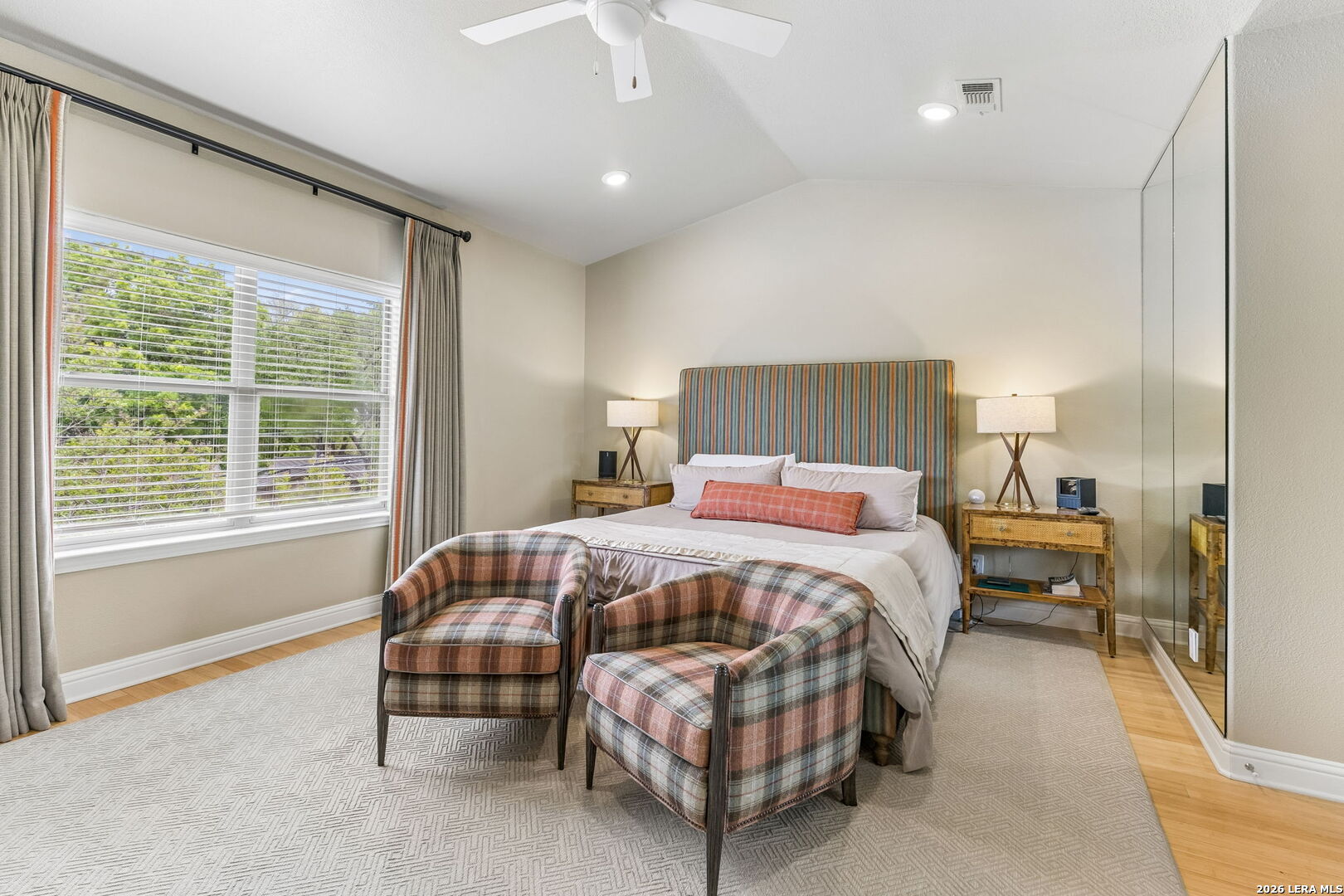 8127 N New Braunfels 701