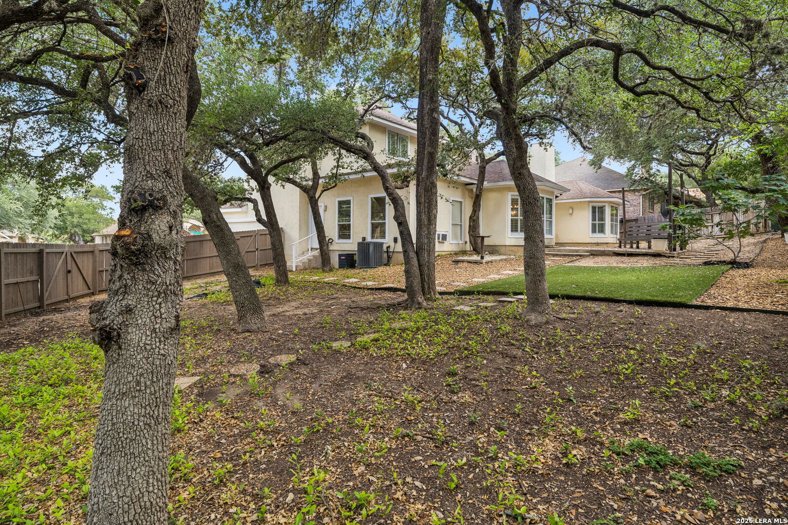 6542 Amber Oak