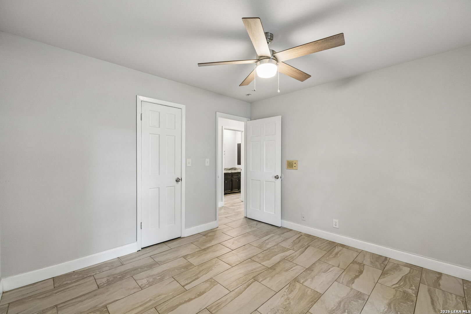 8333 Windway