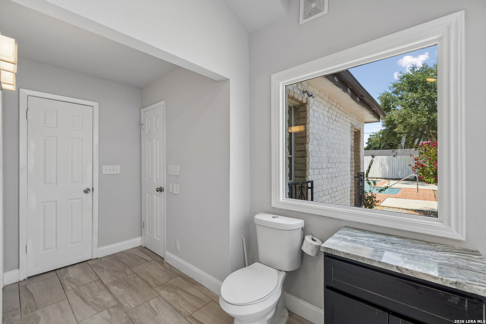 8333 Windway