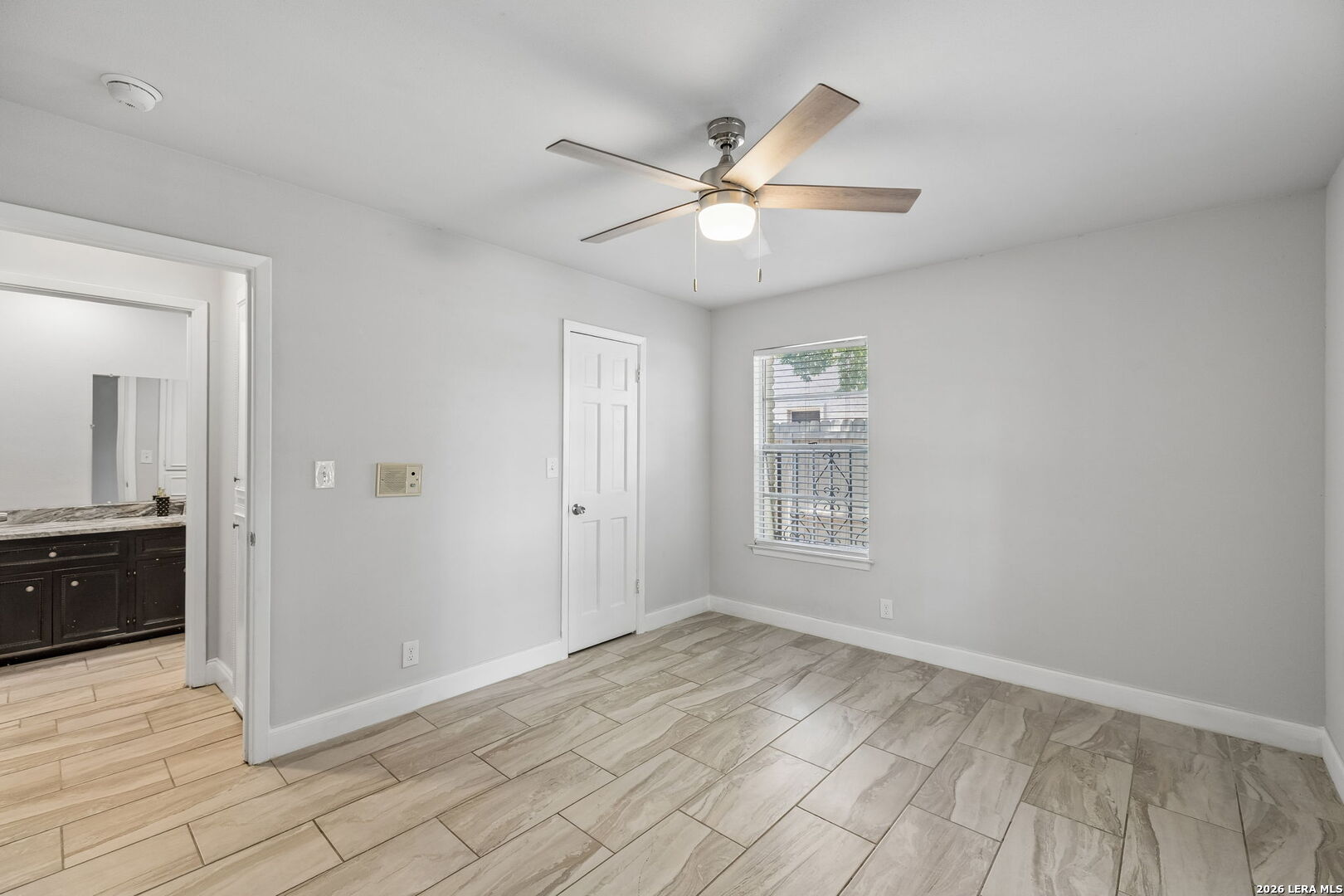 8333 Windway