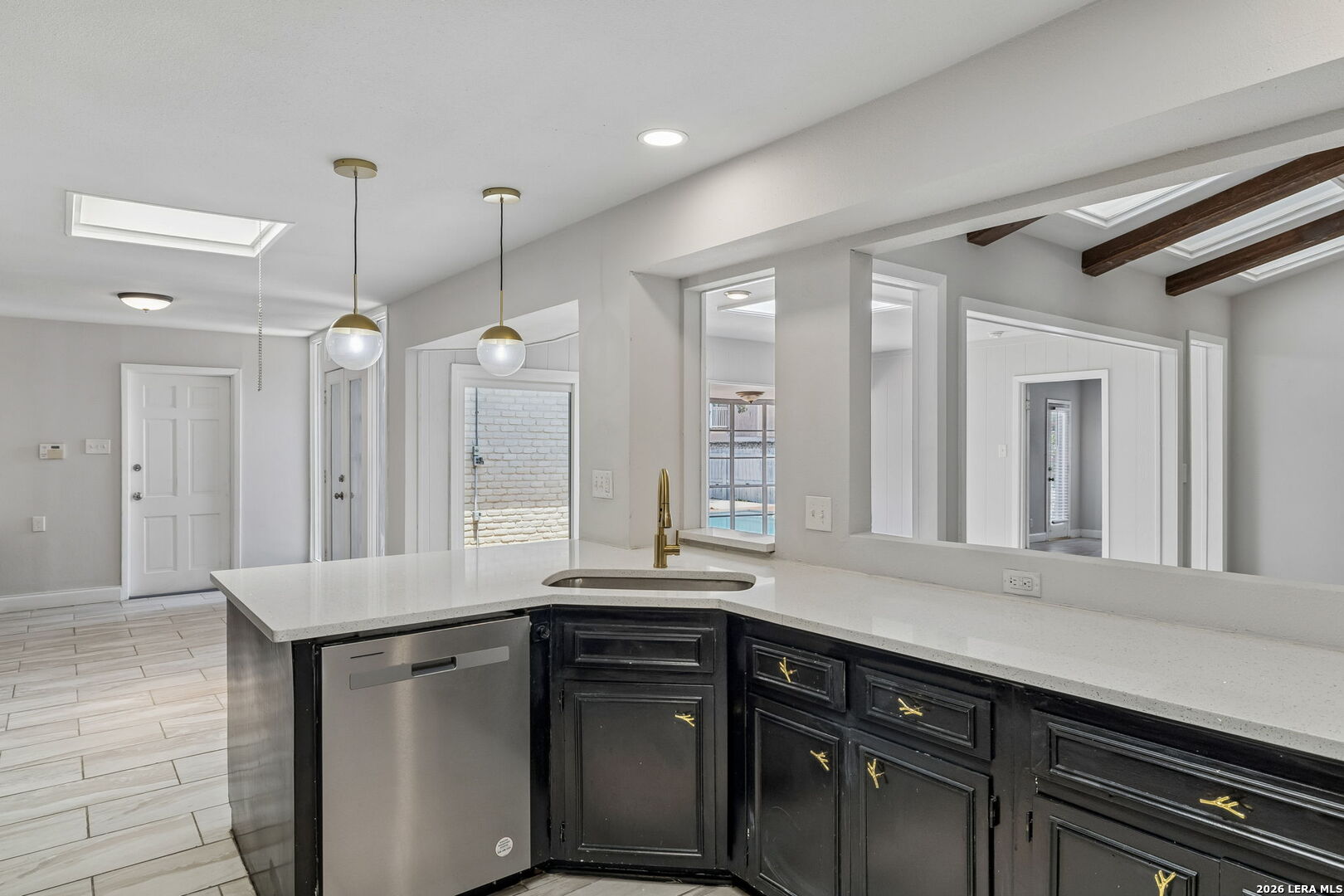 8333 Windway