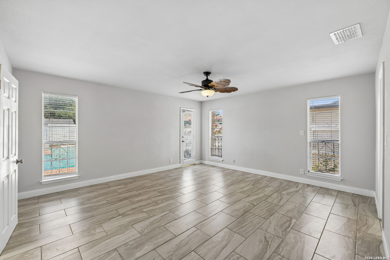 8333 Windway