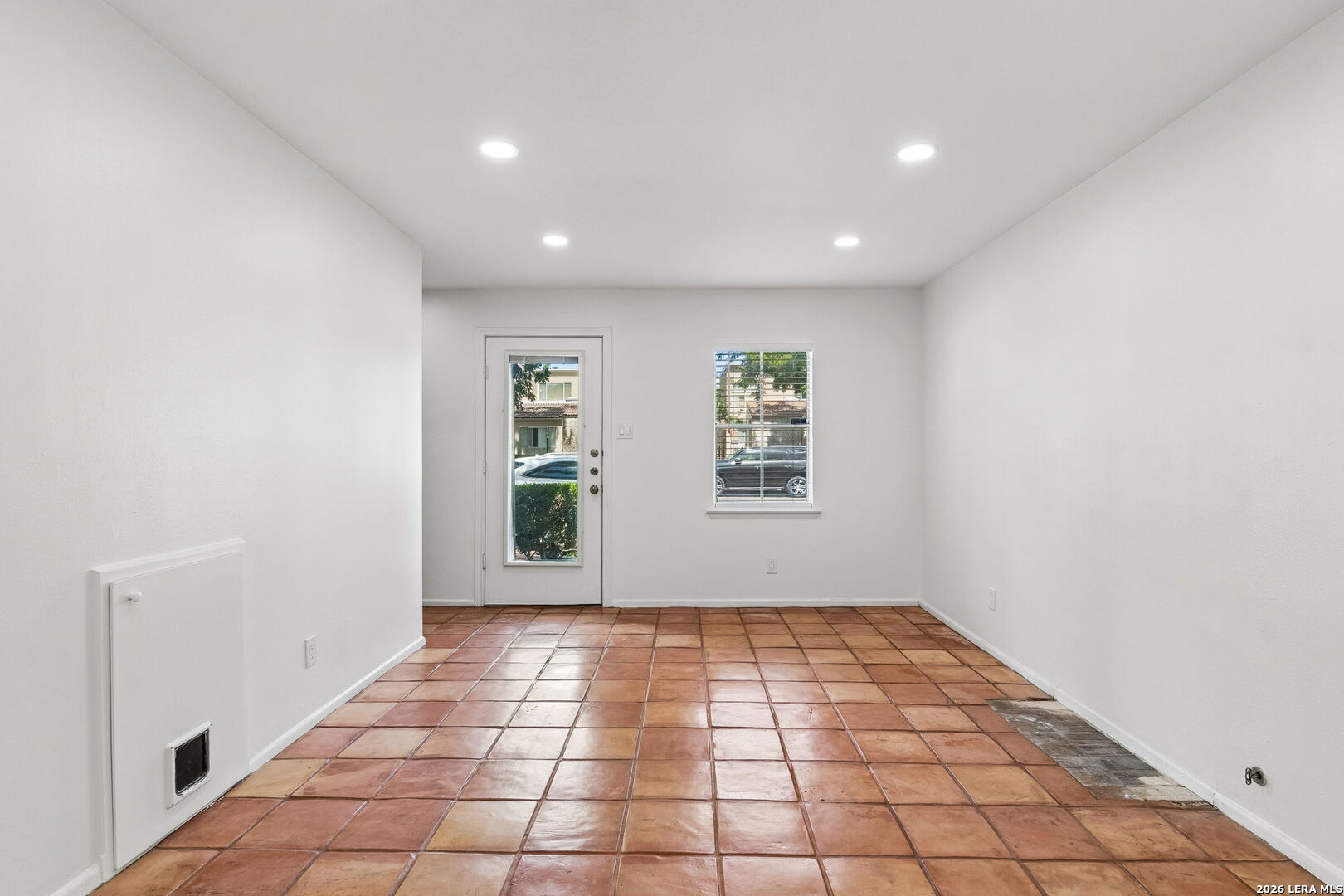 222 W CRAIG PL
