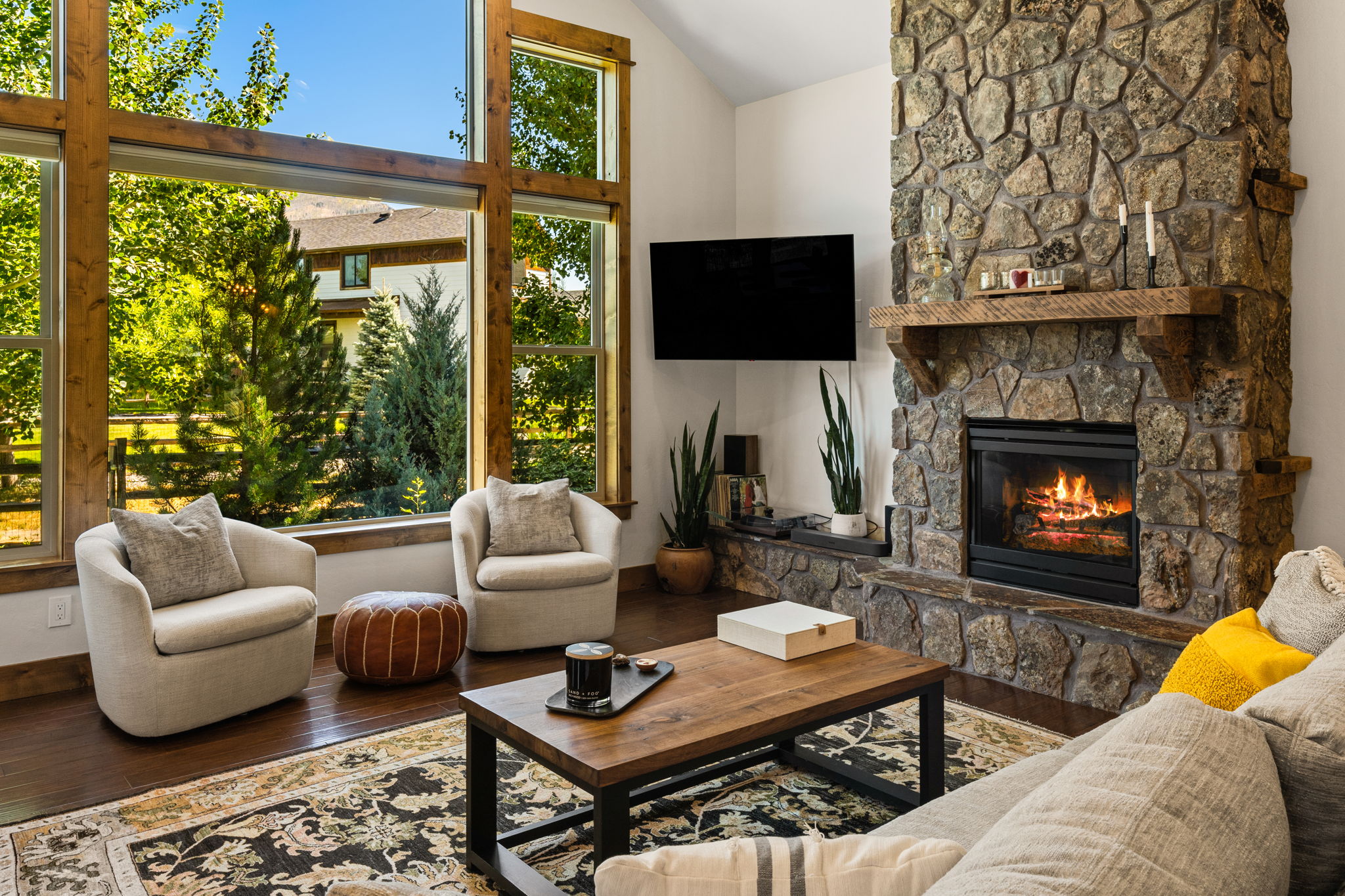 2452 Creekwood Drive