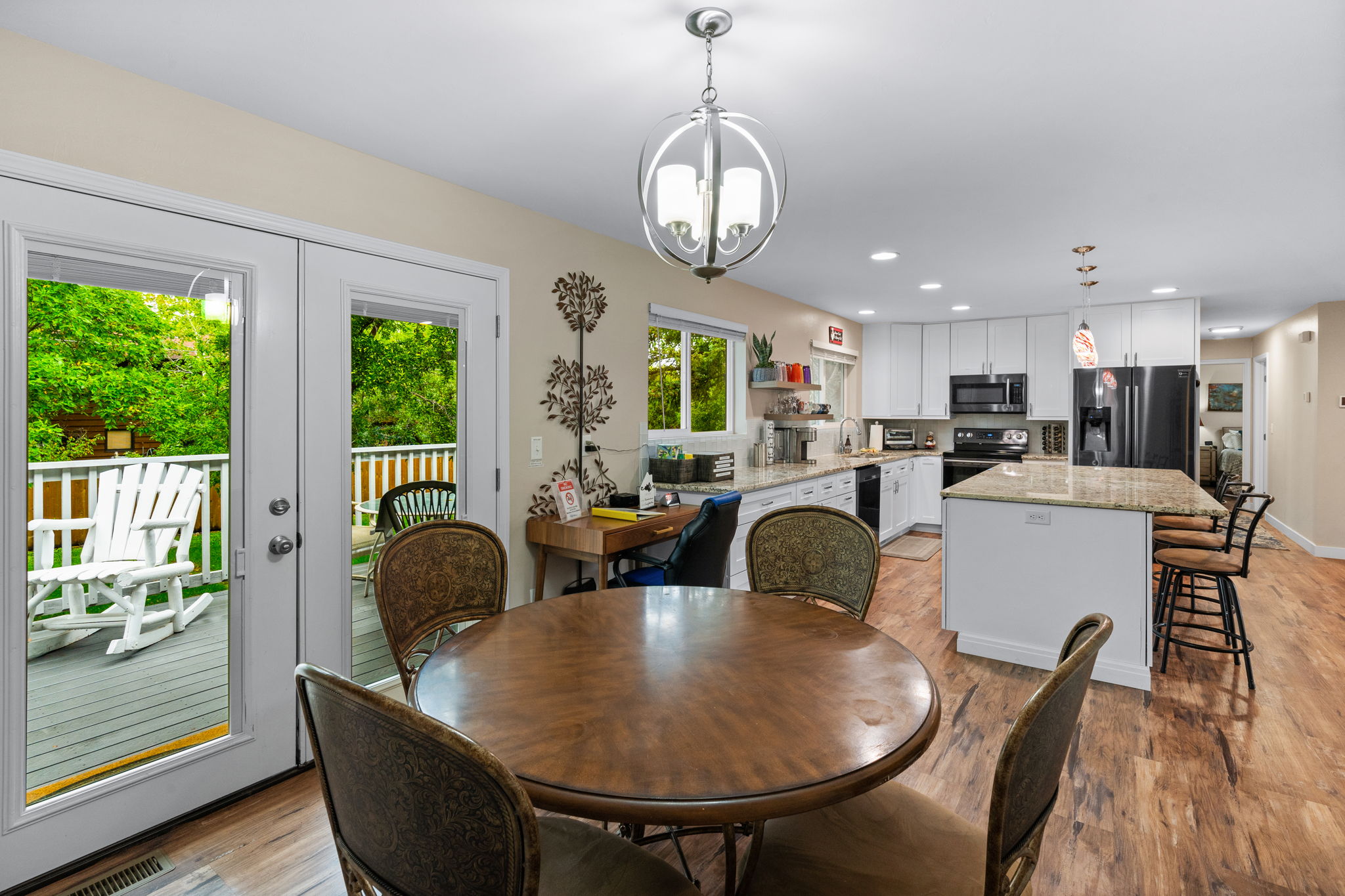 323 N 20th Avenue