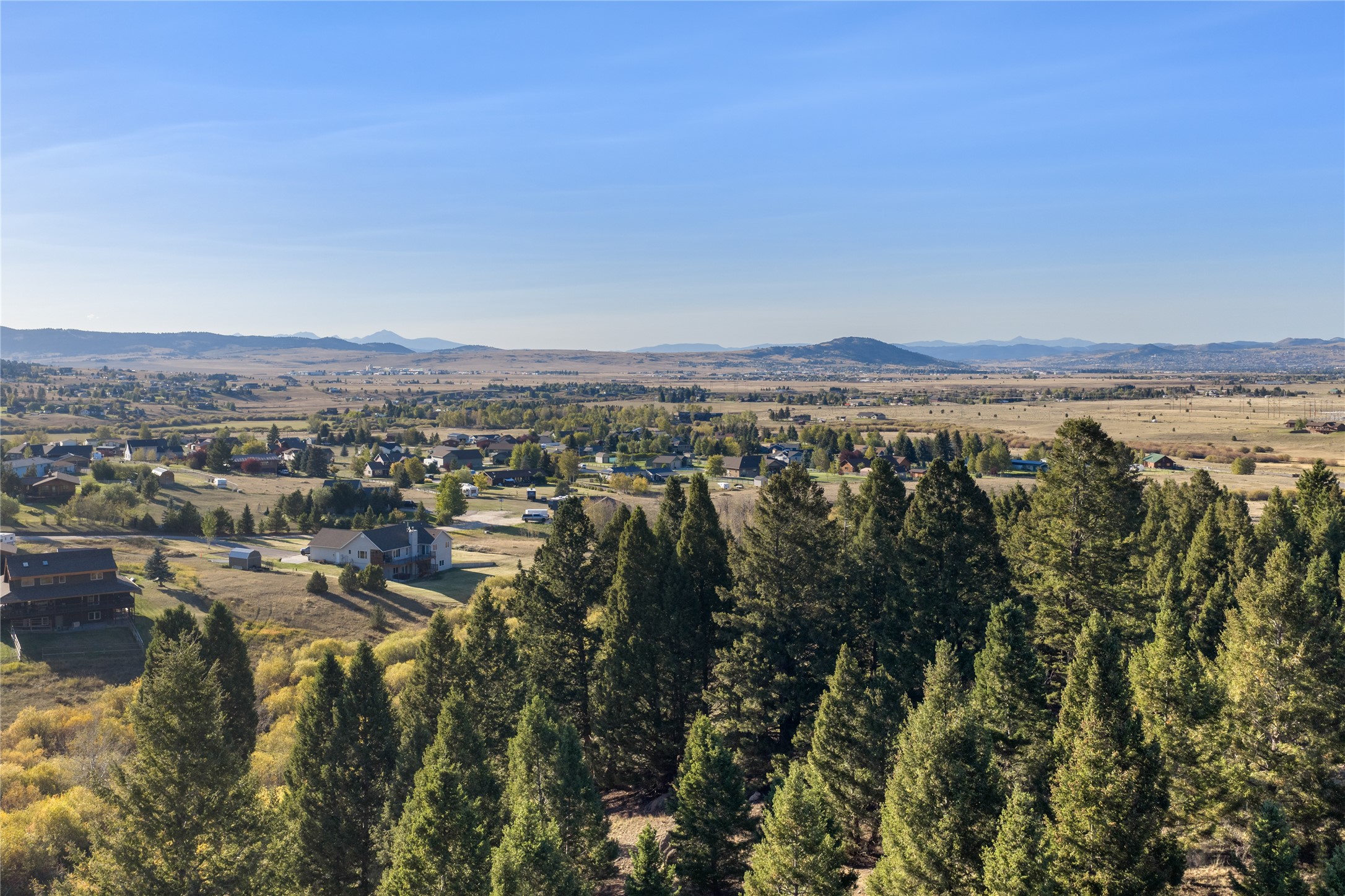 228 Majestic View