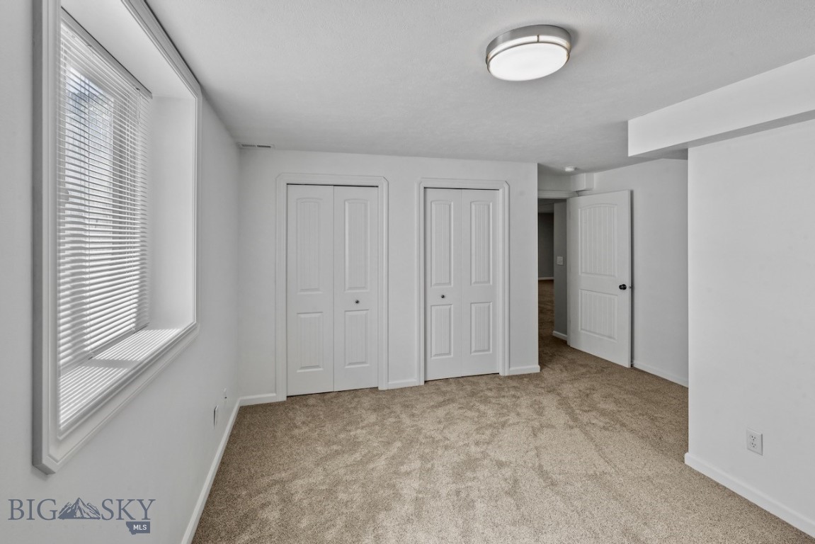 158 Harvester Ln