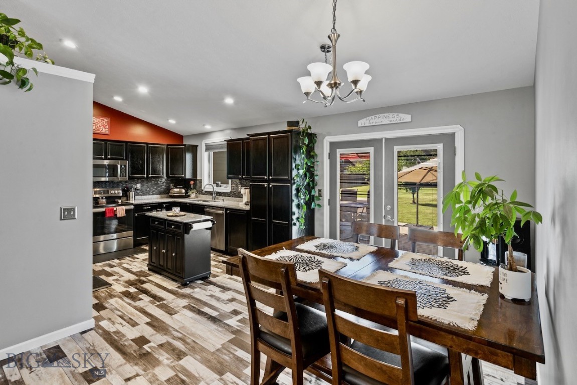158 Harvester Ln
