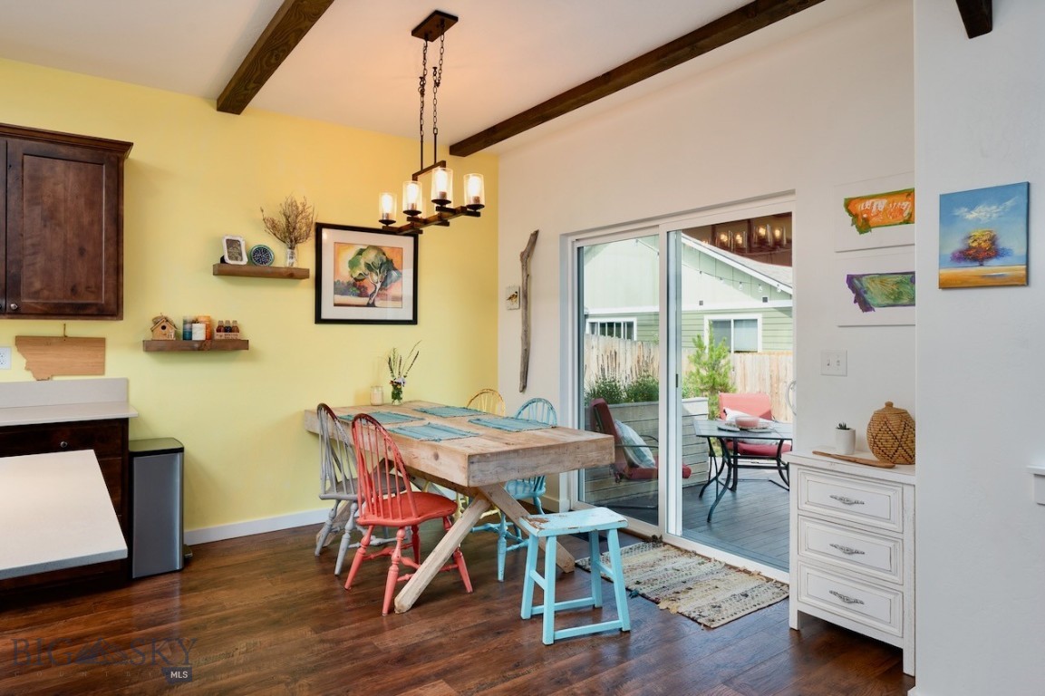 304 Rugged Creek