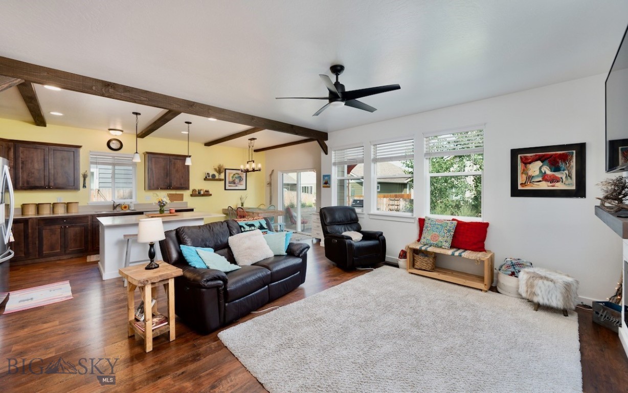 304 Rugged Creek