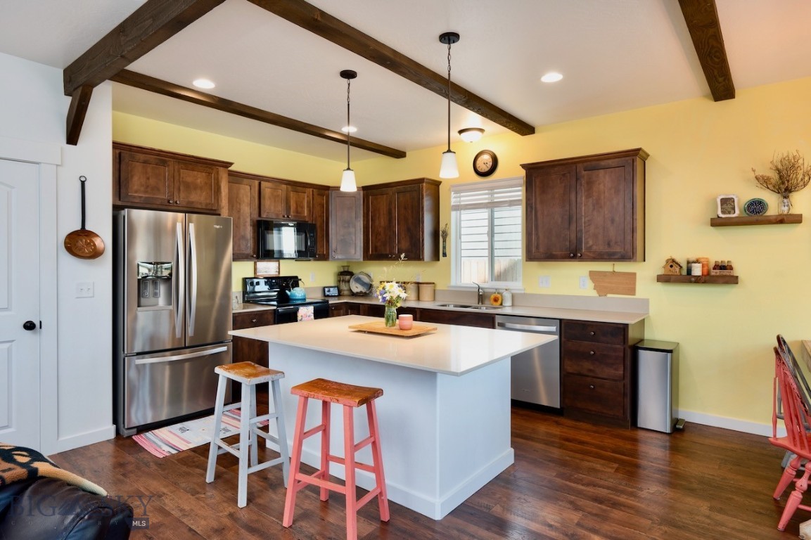304 Rugged Creek