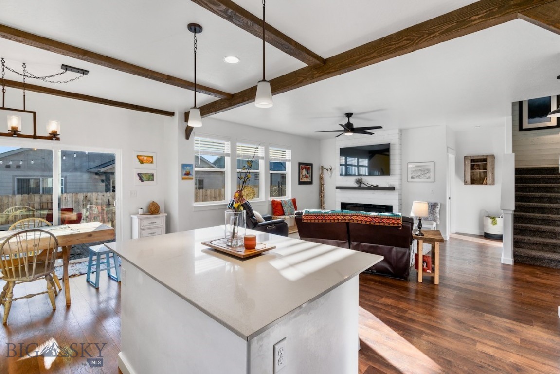 304 Rugged Creek