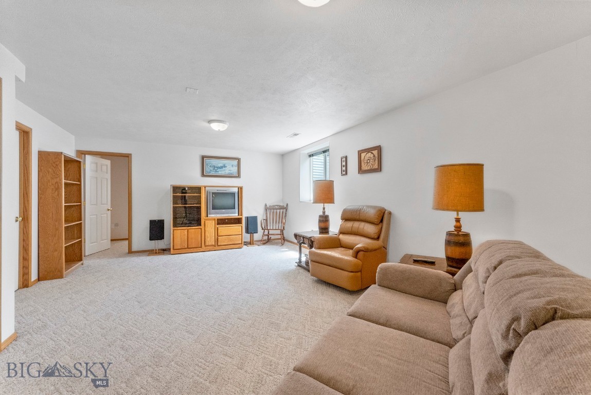 1010 Silverbow Avenue