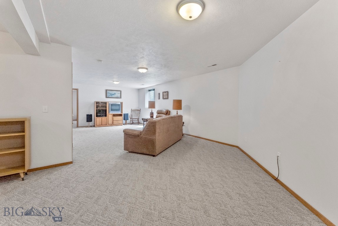 1010 Silverbow Avenue