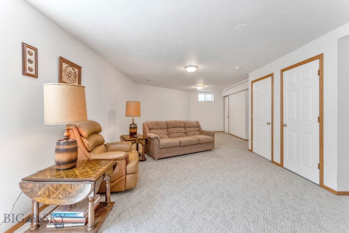 1010 Silverbow Avenue