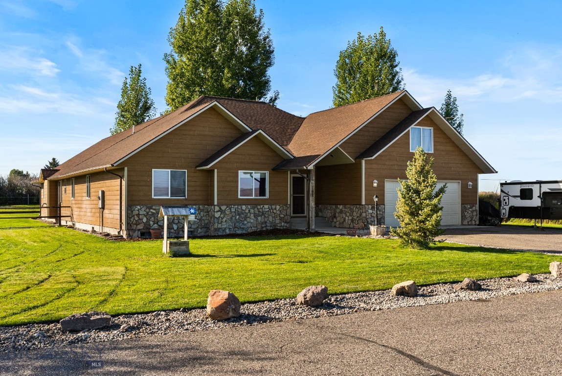 162 W Tobiano Trail