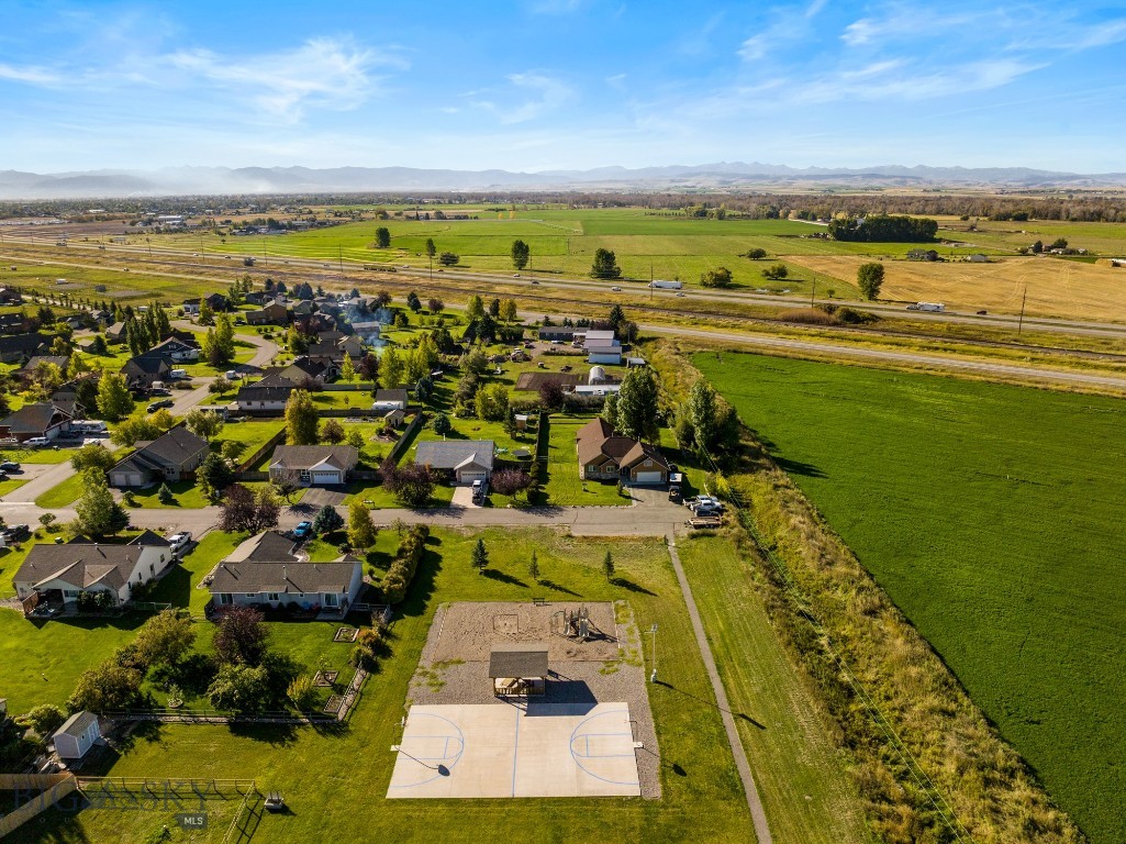 162 W Tobiano Trail