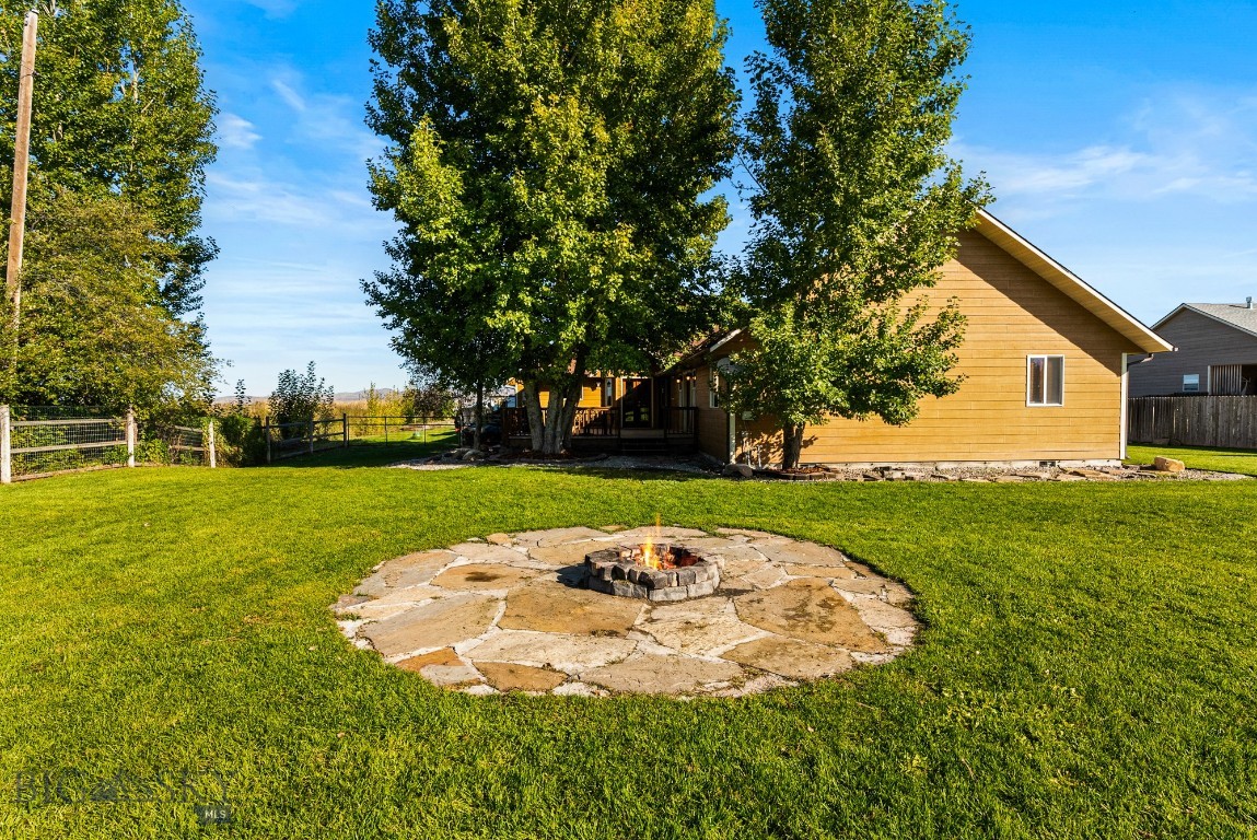 162 W Tobiano Trail