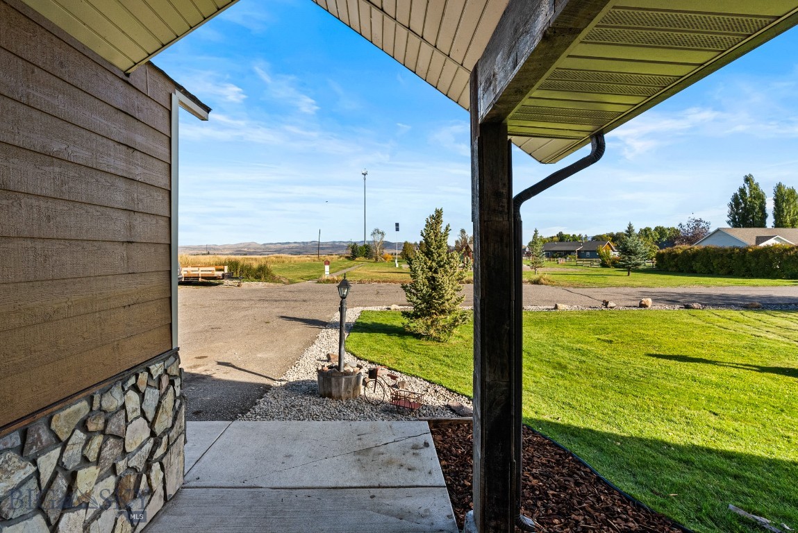 162 W Tobiano Trail