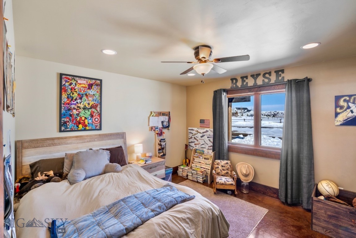 1274 Cottontail Road