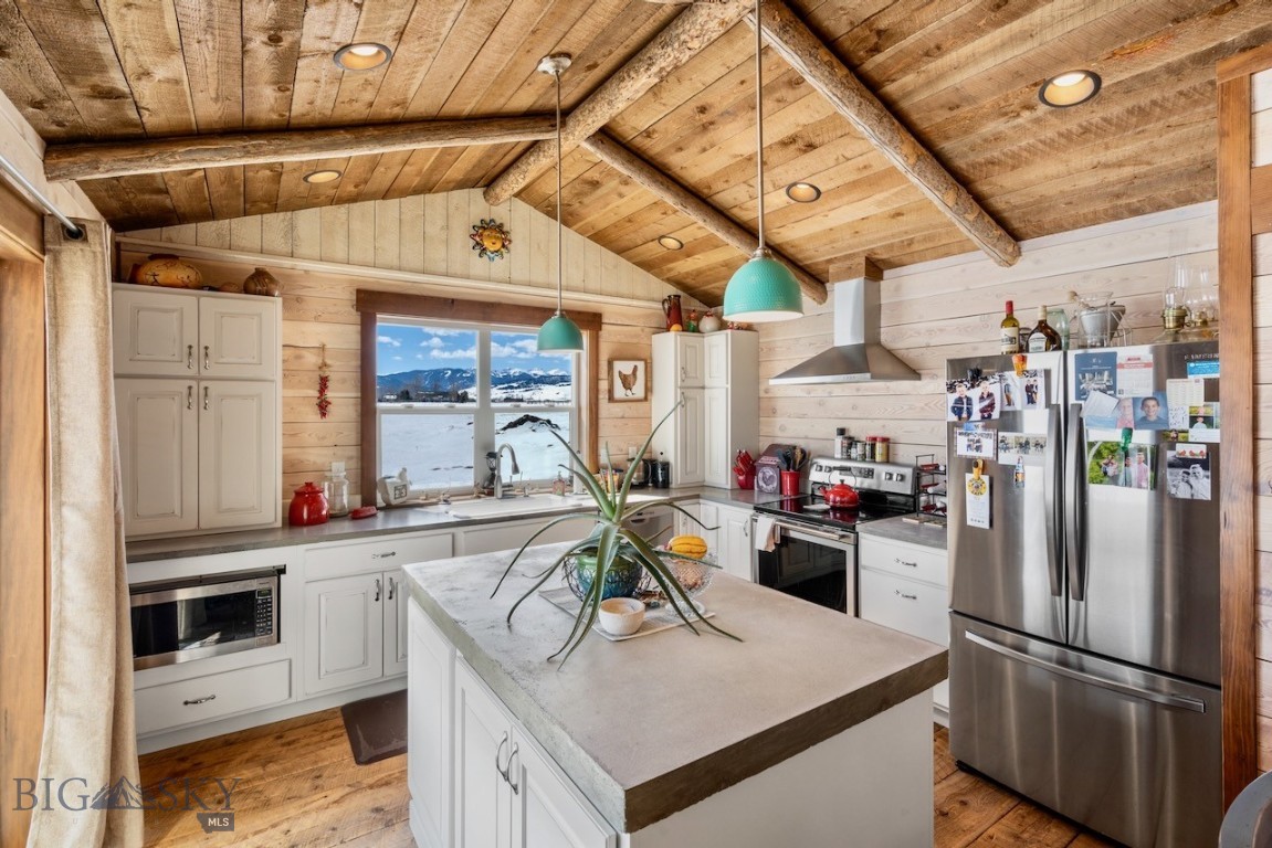 1274 Cottontail Road