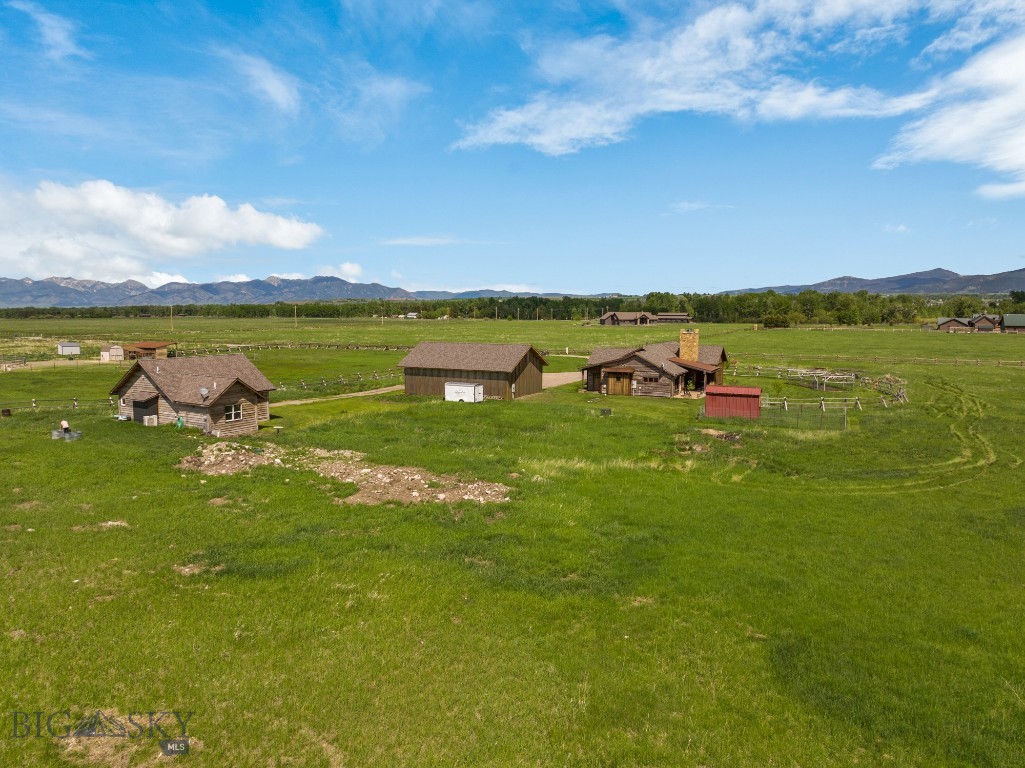 1274 Cottontail Road