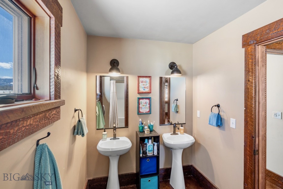 1274 Cottontail Road