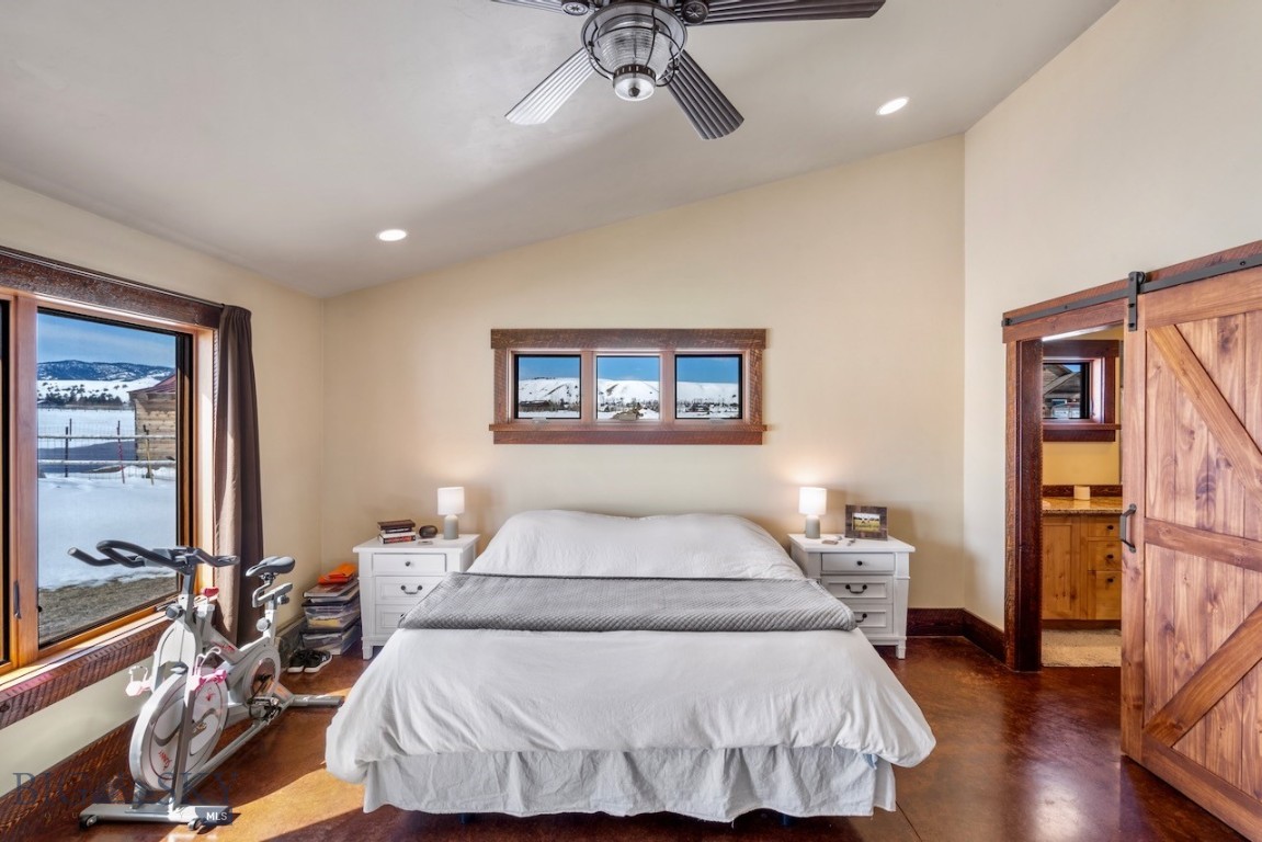 1274 Cottontail Road