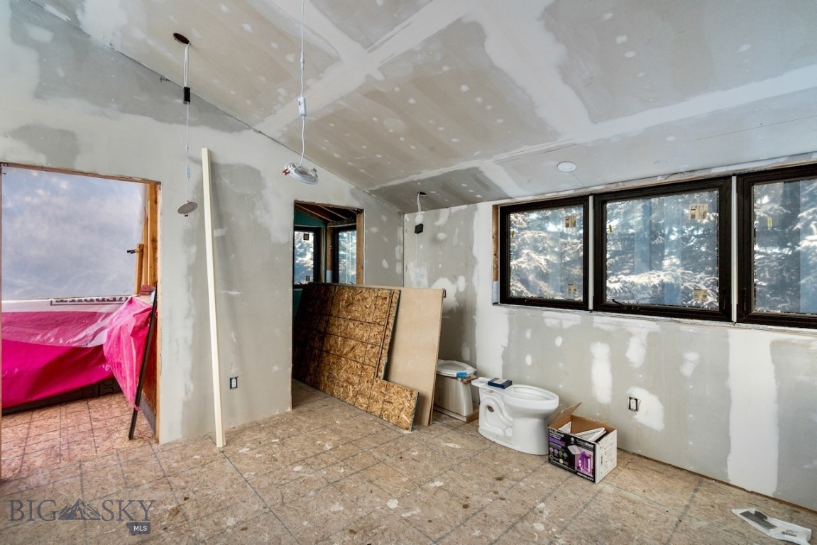 8454 Goldenstein Lane