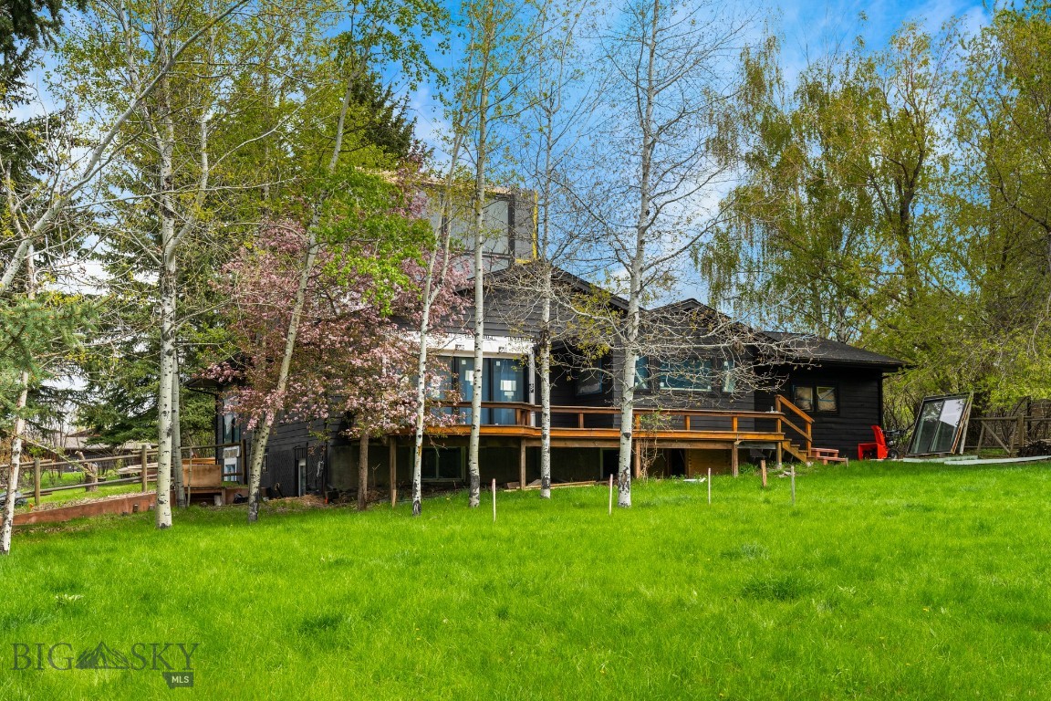 8454 Goldenstein Lane