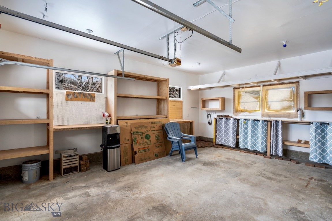 8454 Goldenstein Lane