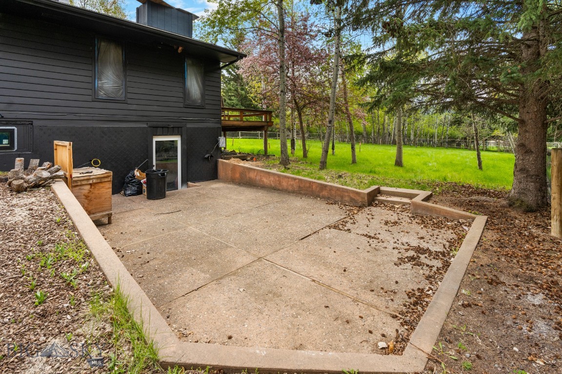 8454 Goldenstein Lane