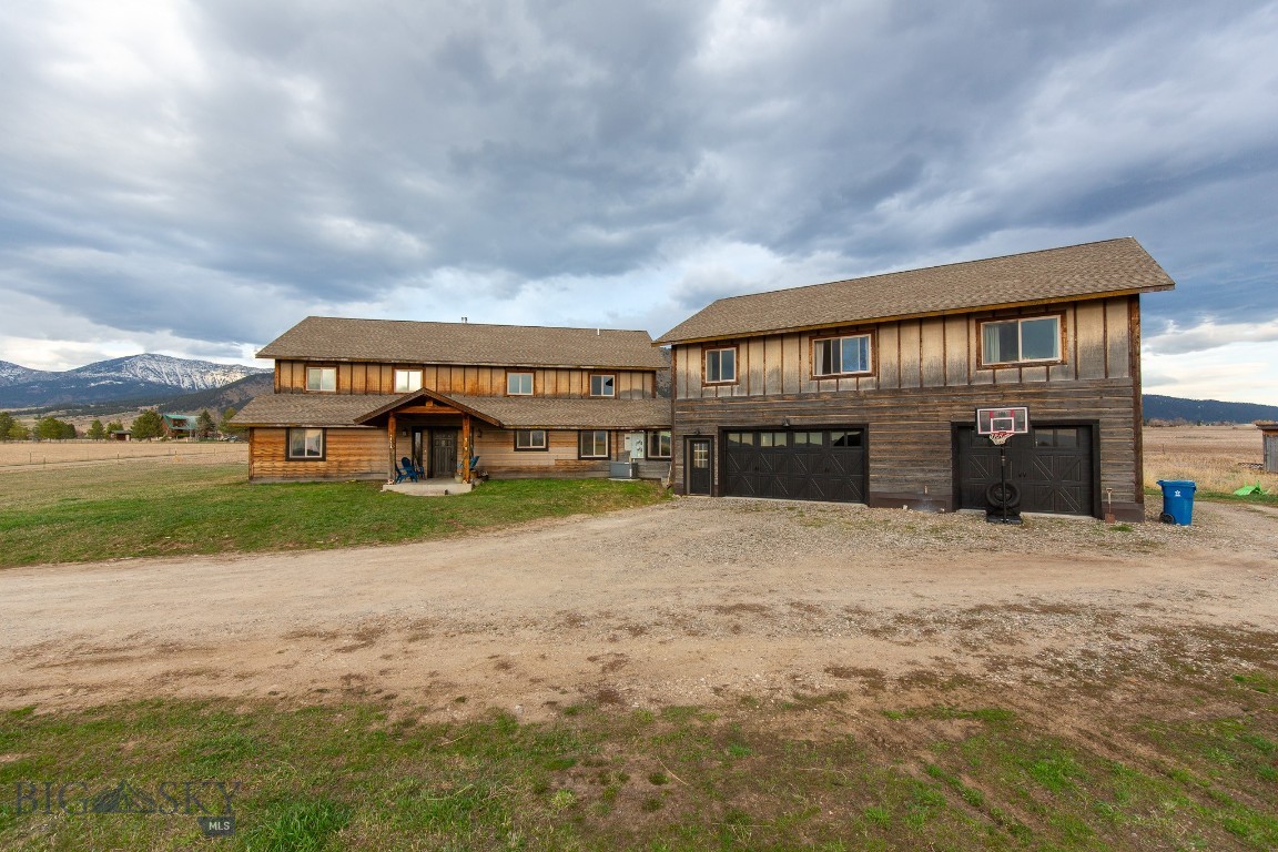 5554 Foster Lane