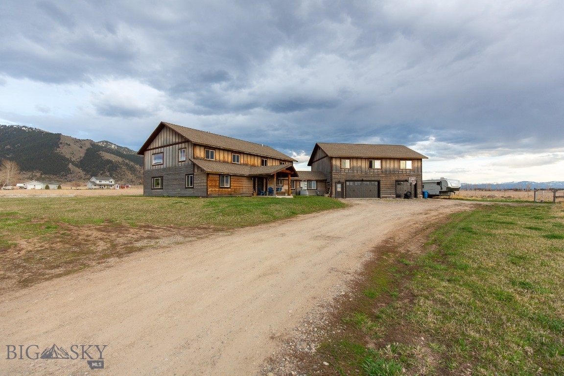 5554 Foster Lane