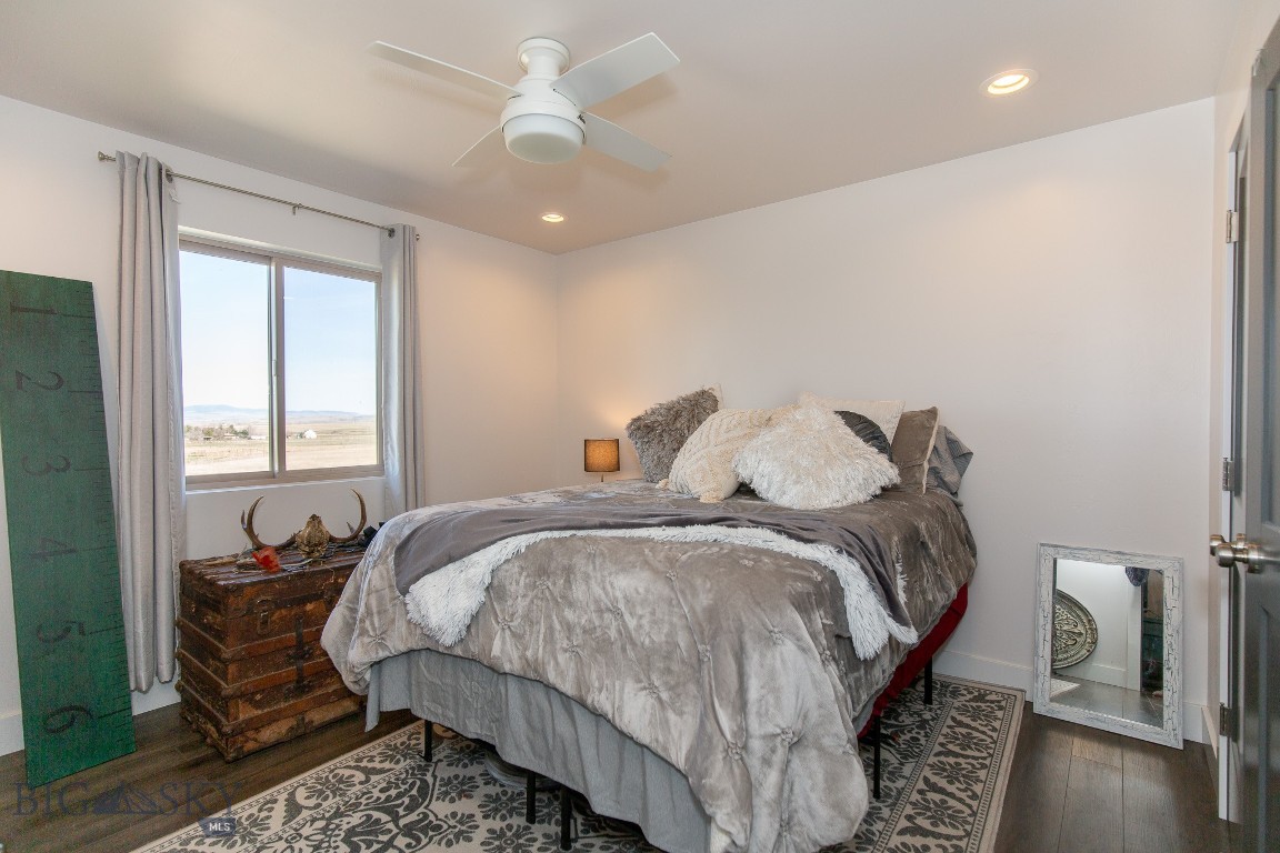 5554 Foster Lane