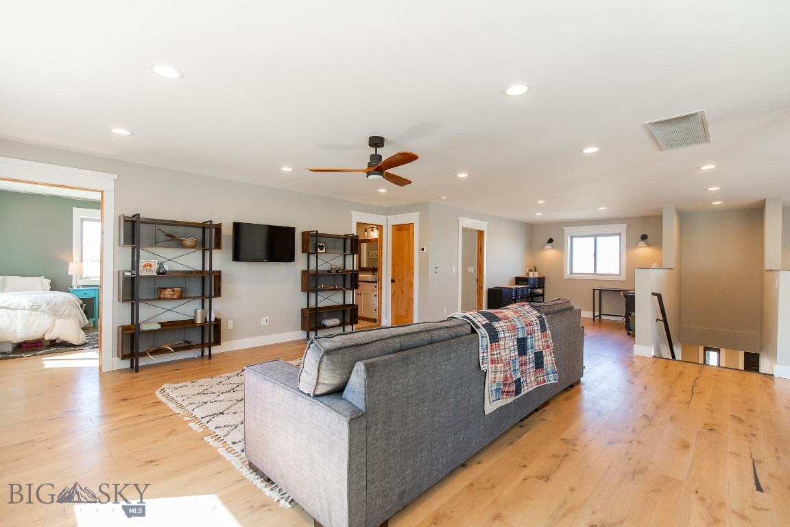 5554 Foster Lane