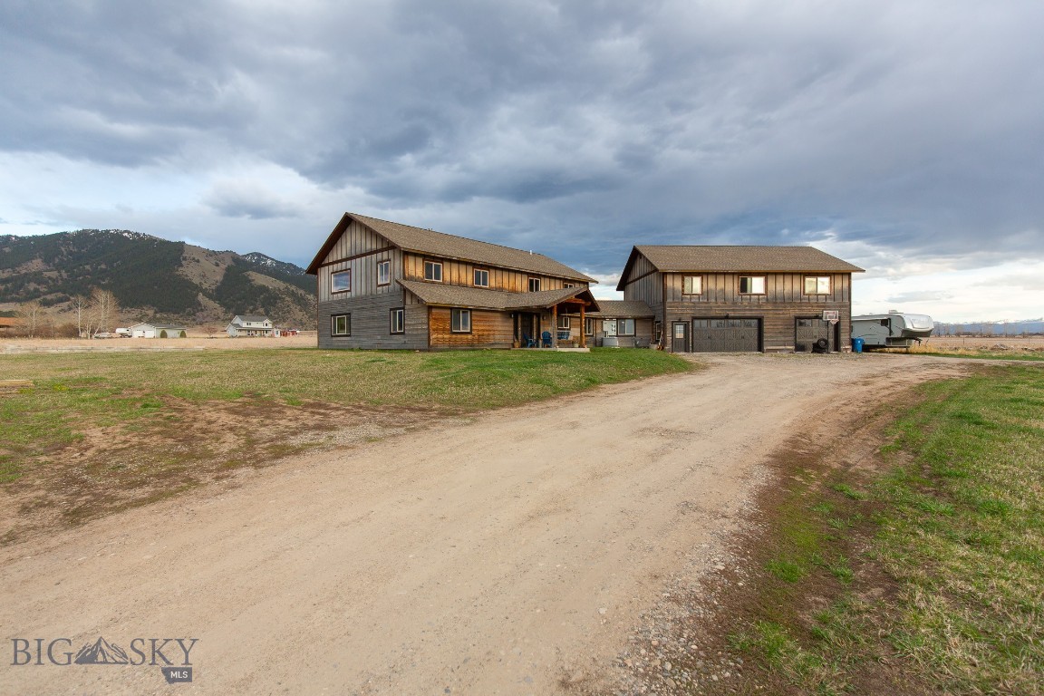5554 Foster Lane